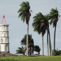 lighthouse-g9d5fde389_1920